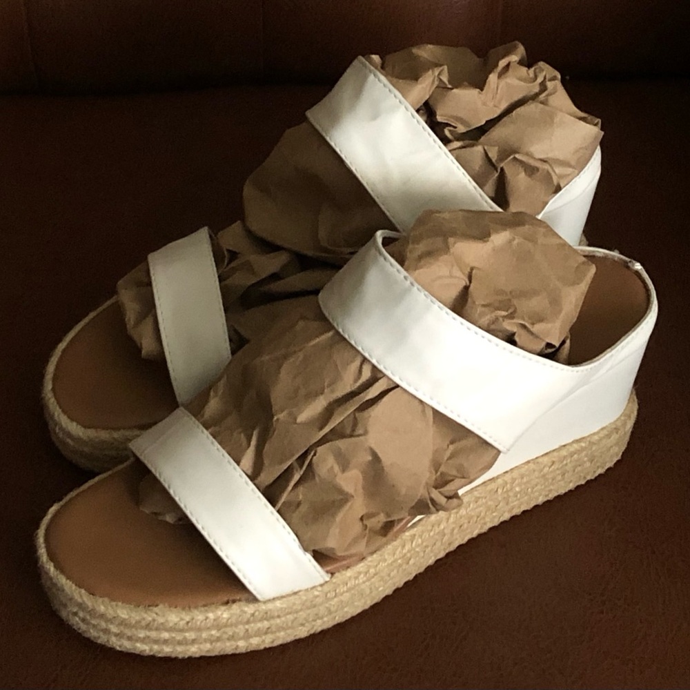 White WEDGE Platform Heels Women’s Size 8.5 (39)